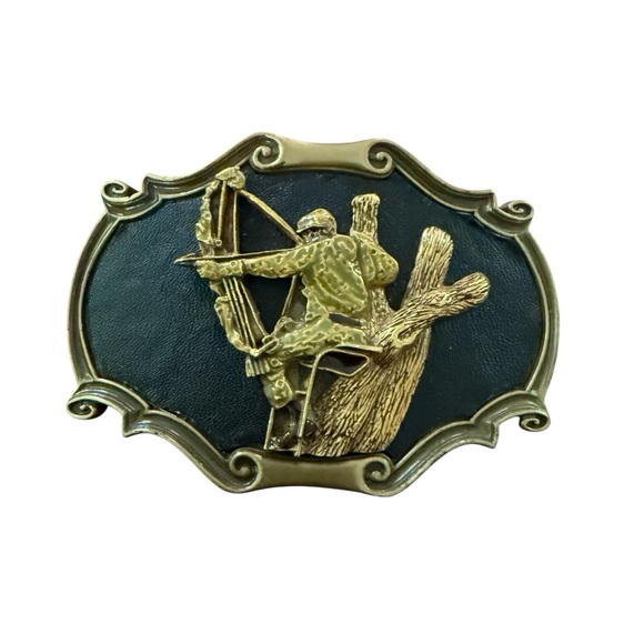 Vintage Other - VTG Hunter Bowhunting Belt Buckle Brass Leather Archery Arrow Raintree USA 70s